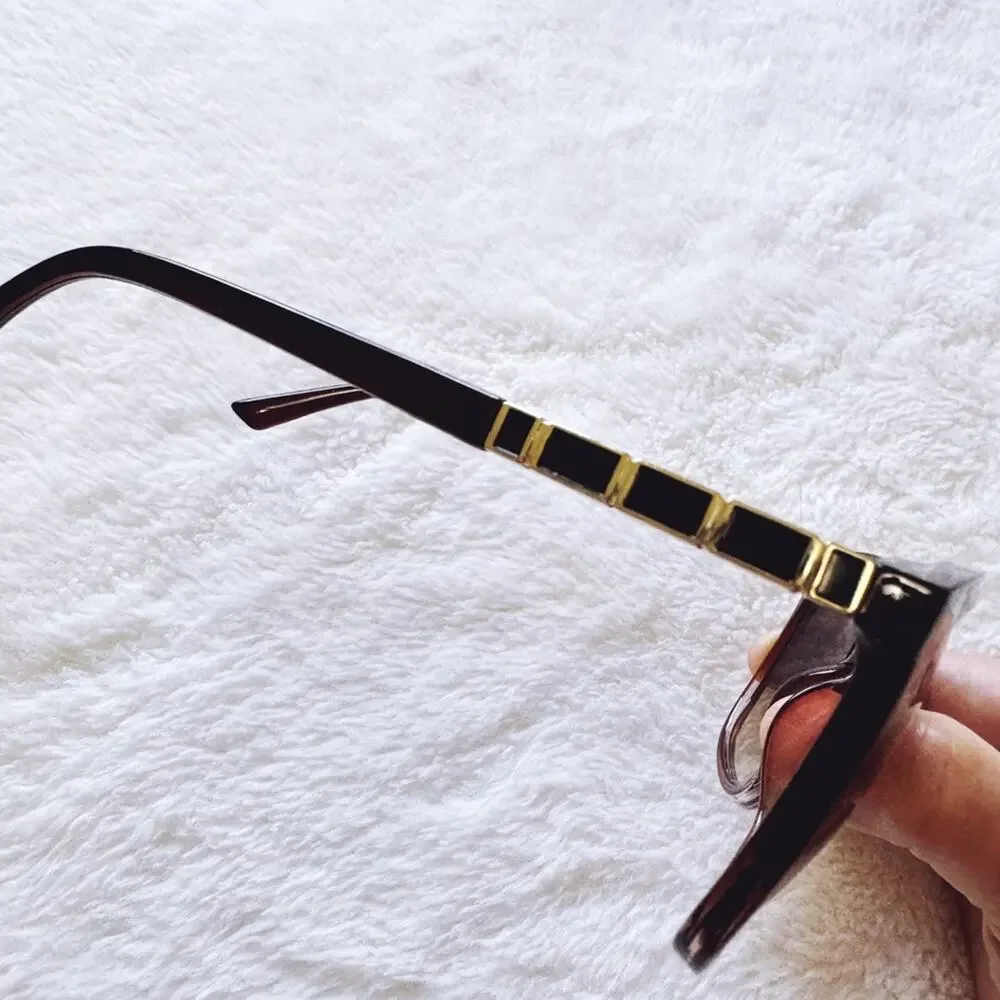 Stylens these stylish